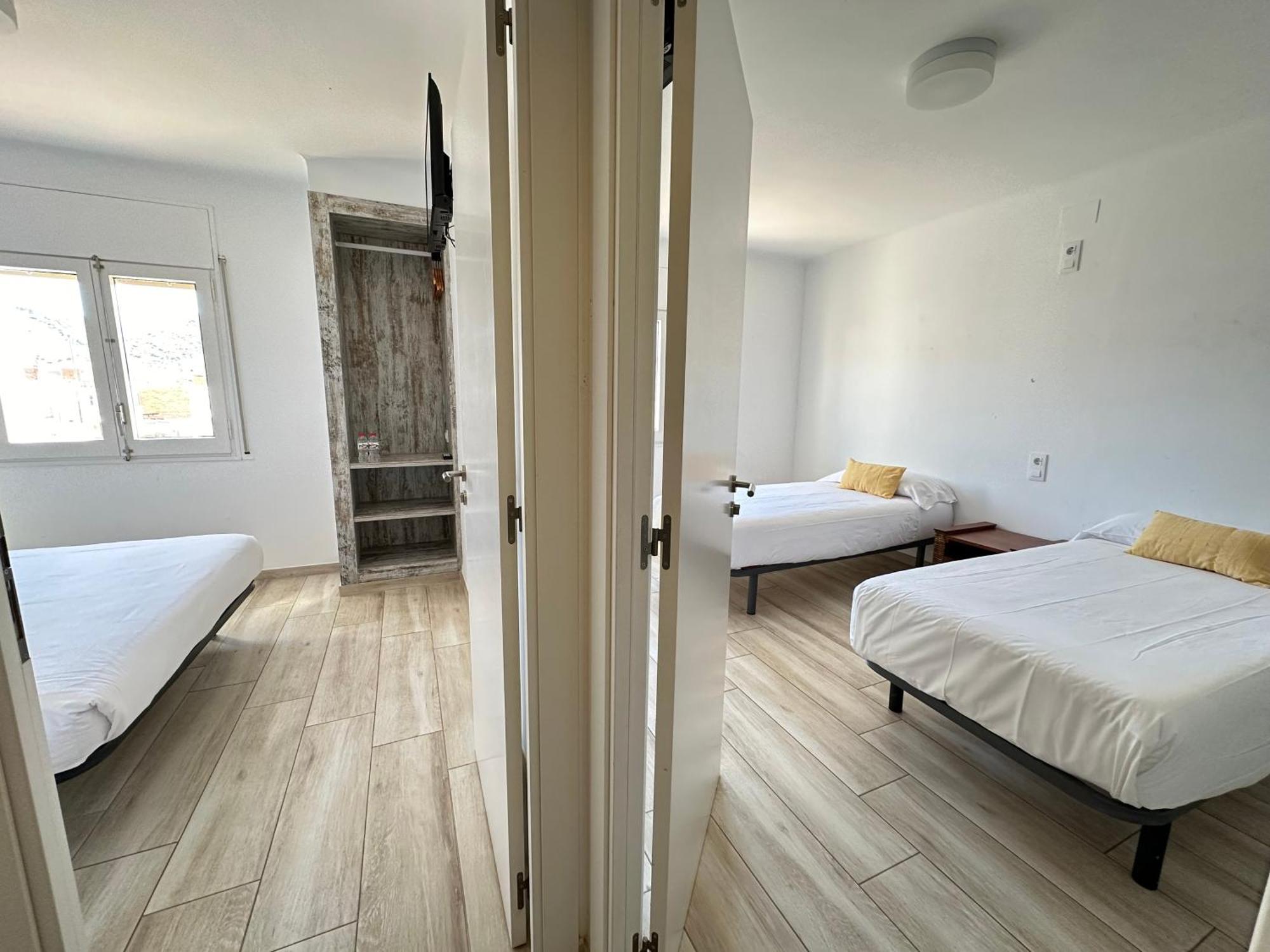 Agi Gloria Rooms Roses Exterior photo