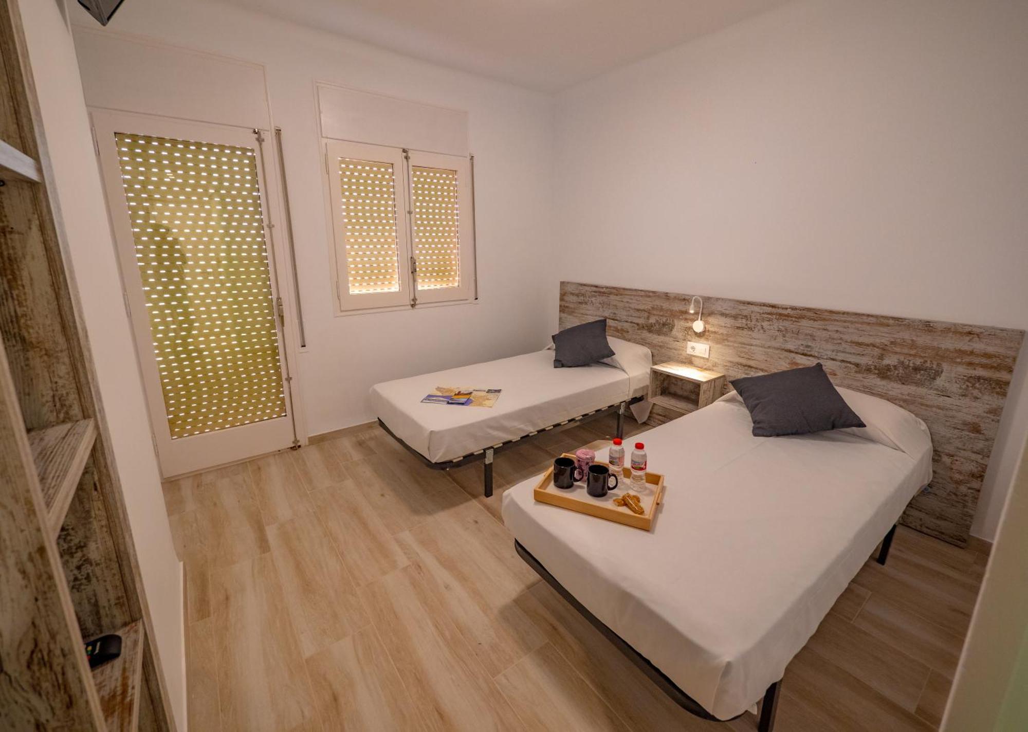 Agi Gloria Rooms Roses Exterior photo