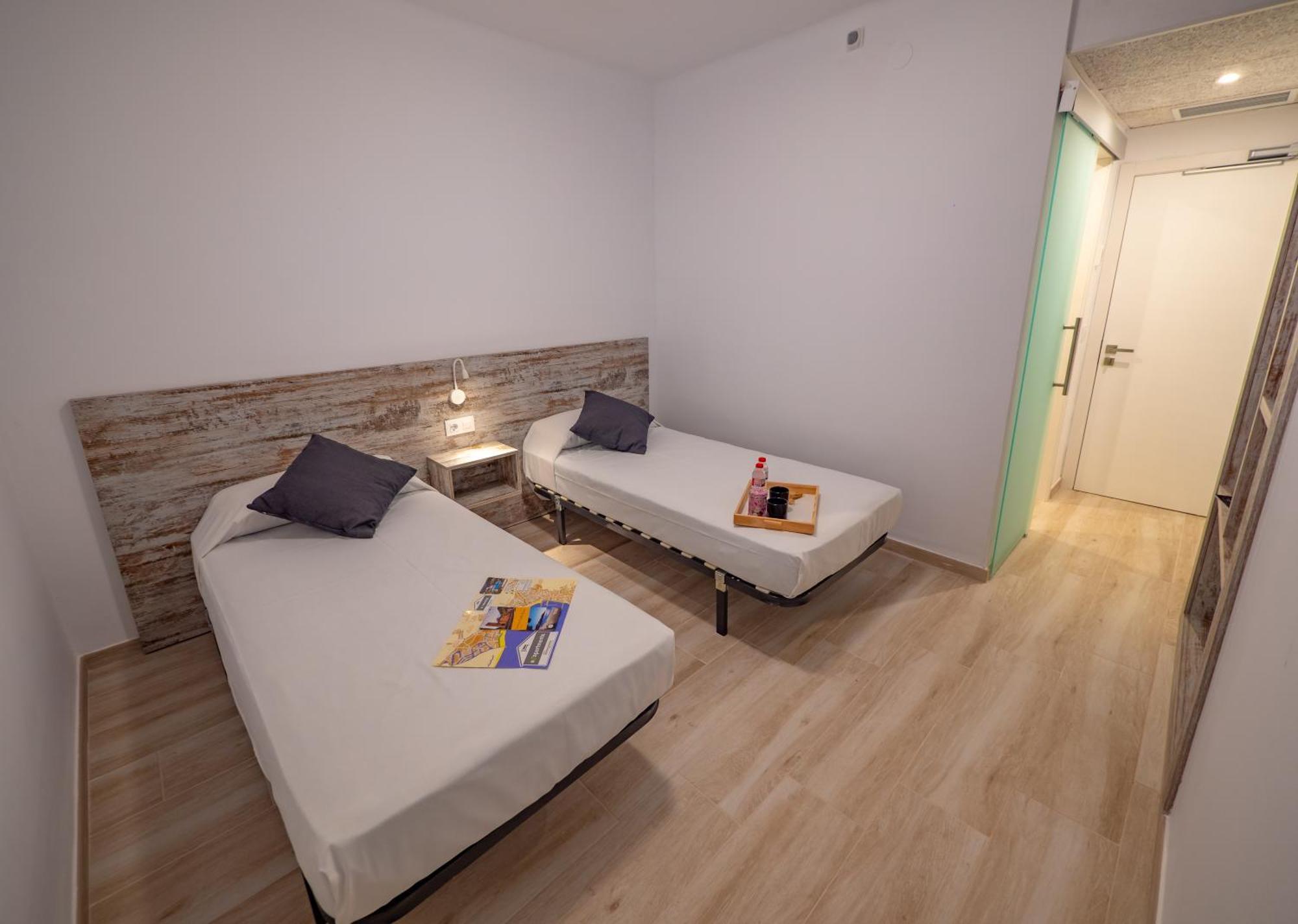 Agi Gloria Rooms Roses Exterior photo
